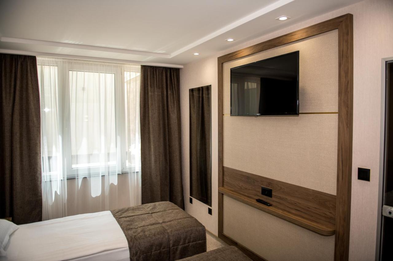Arletti Hotel Русе Экстерьер фото