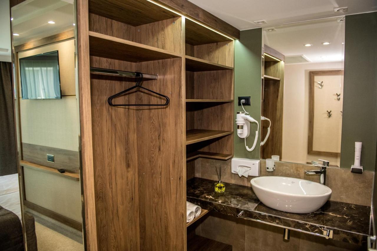 Arletti Hotel Русе Экстерьер фото