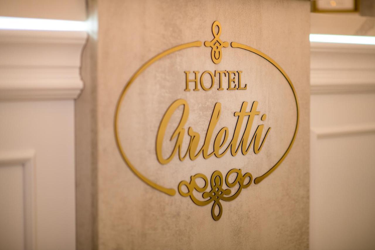Arletti Hotel Русе Экстерьер фото