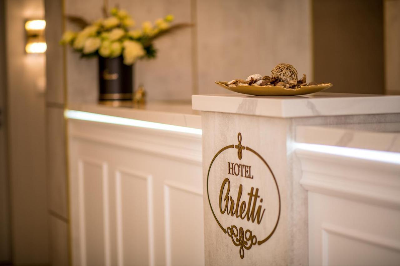 Arletti Hotel Русе Экстерьер фото