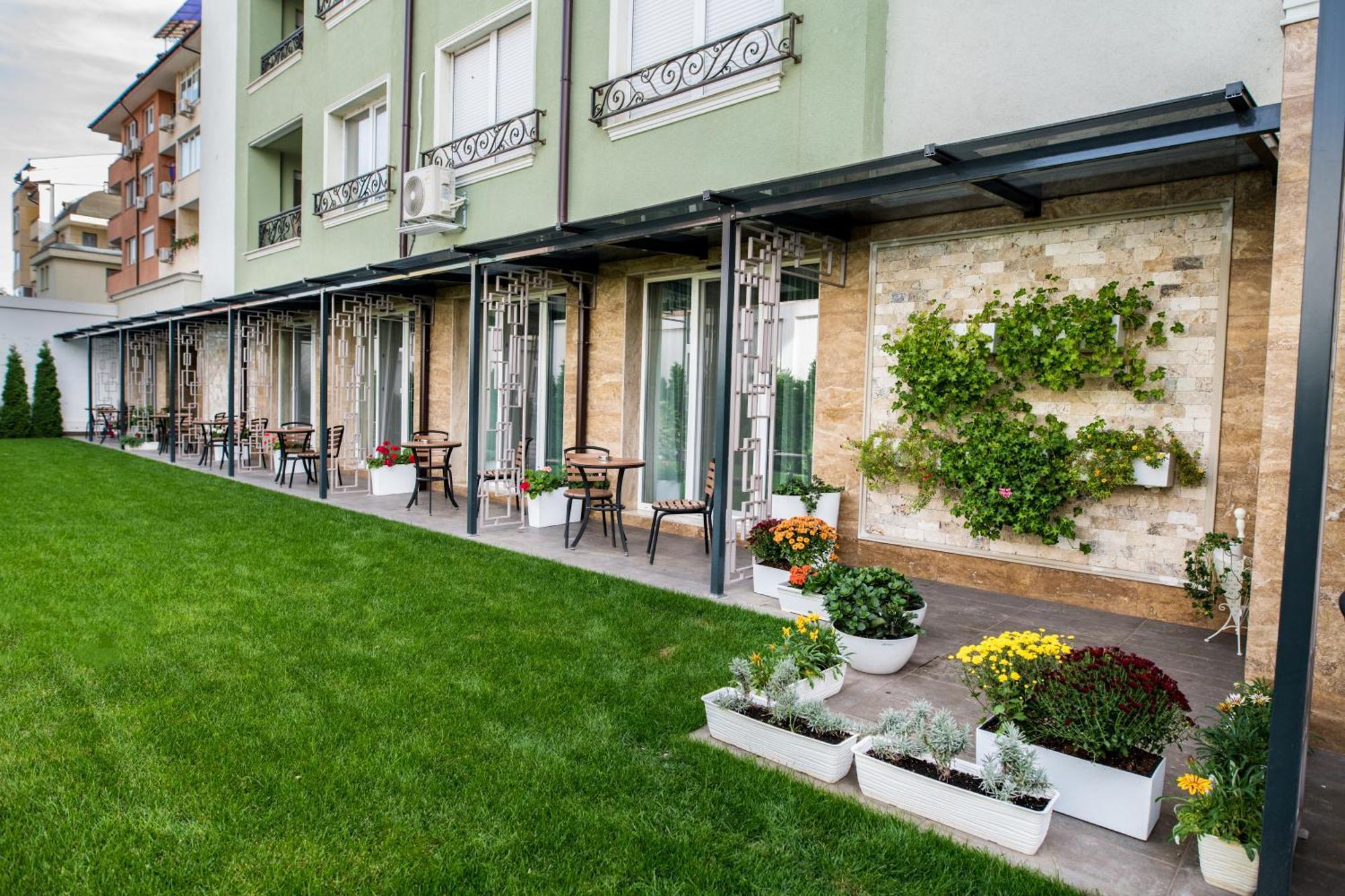 Arletti Hotel Русе Экстерьер фото